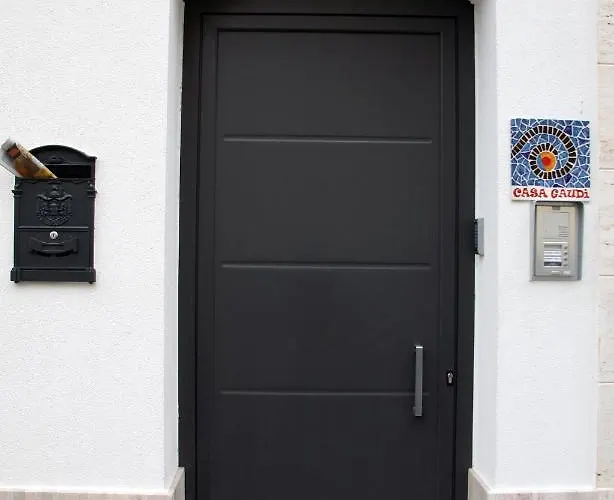 Casa Gaudi Apartment