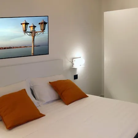 Casa Gaudi * Szirakúza